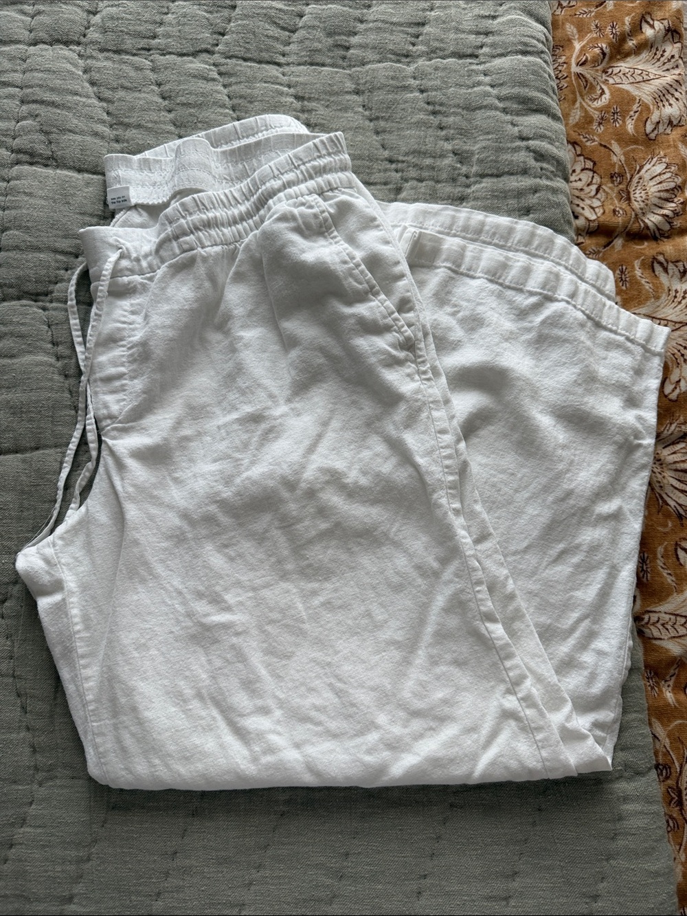 Old Navy White Wide-Leg Linen-Blend Pants
